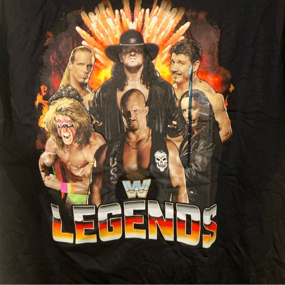WWE Legends Black Graphic Tee - Picture 2 of 4